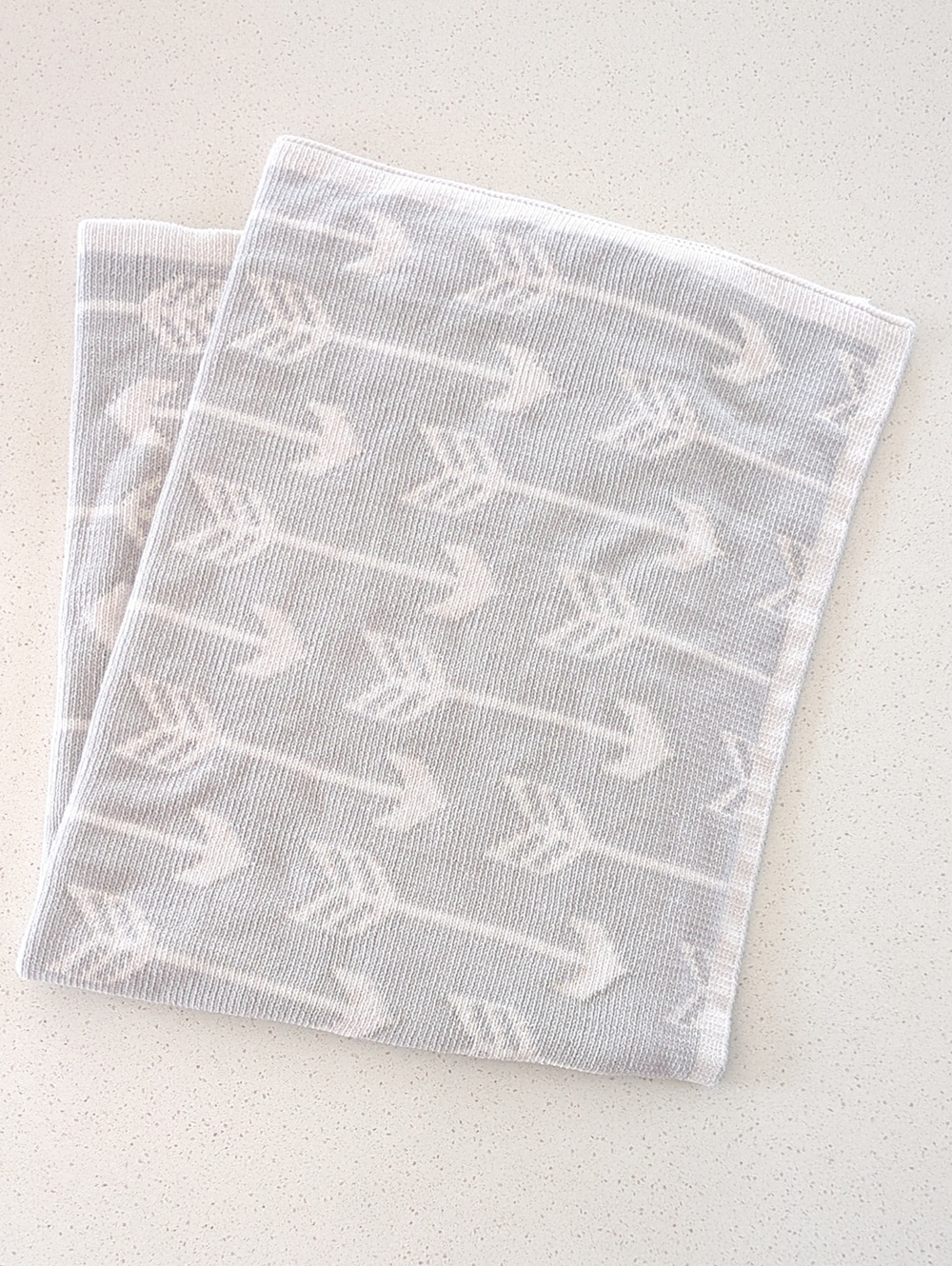 Harper Canyon Knit Baby Blanket - Gray & Cream